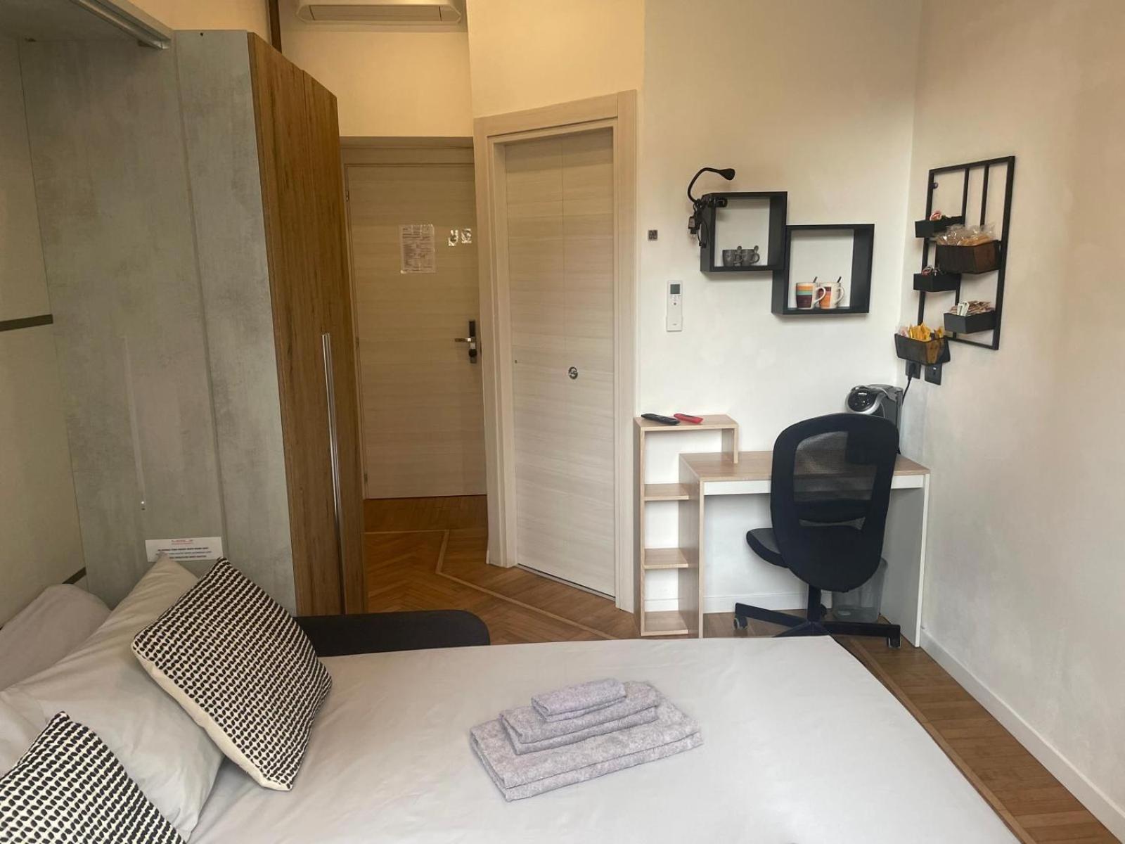 Drooms 4,0 Domotic Smart Self 24h,7 Vicino Treni Porta Susa E Centro Storico Guest house *