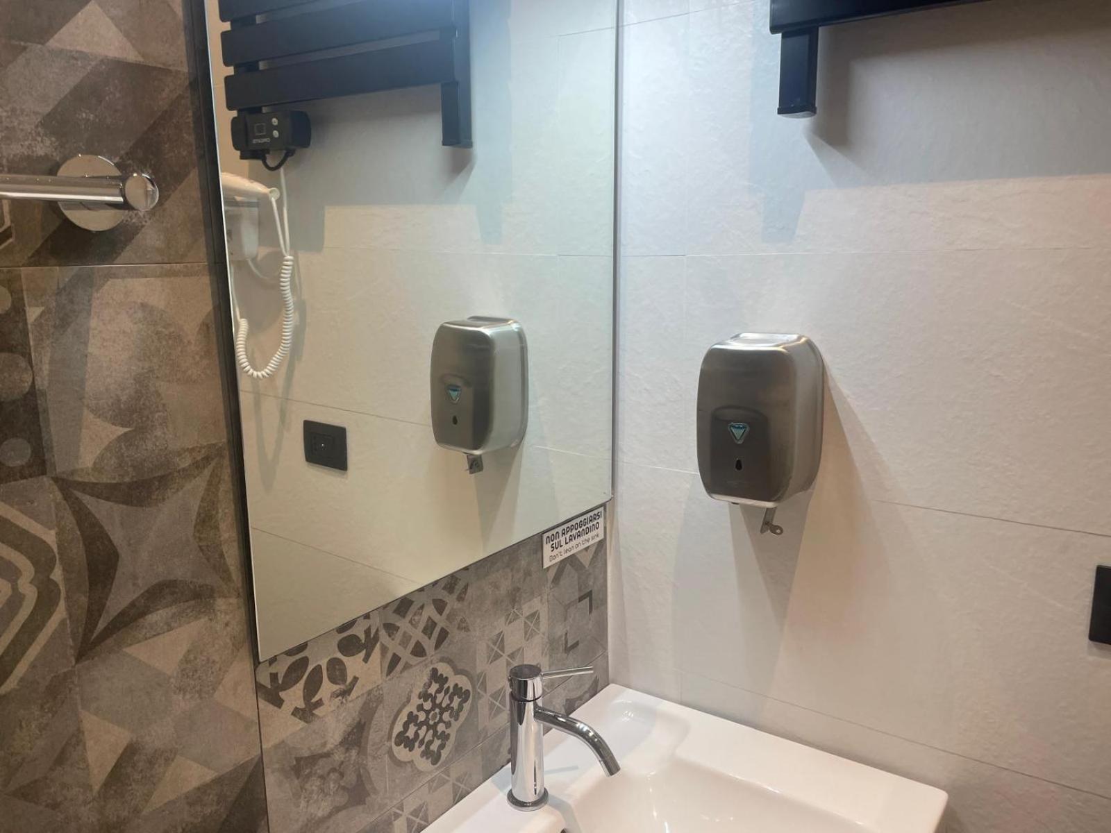 Drooms 4,0 Domotic Smart Self 24h,7 Vicino Treni Porta Susa E Centro Storico Torino